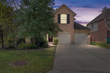 11 Pirouette Place The Woodlands, TX 77382