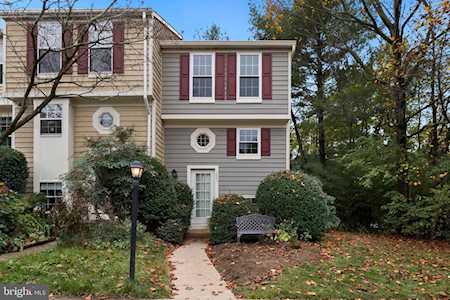 1600 Fieldthorn Dr Reston, VA 20194