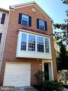 6613 Landing Way Hyattsville, MD 20784