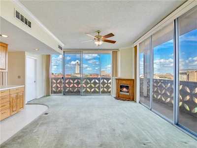 1801 Lavaca ST #9D&E Austin, TX 78701