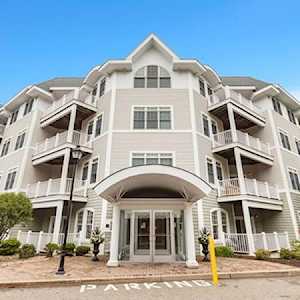 614 Pond St #203 Braintree, MA 02184