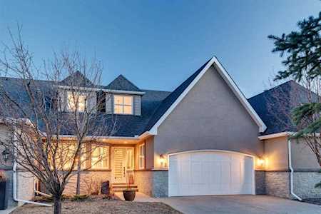 1359 69 St SW #3 Calgary, AB T3H 3W8