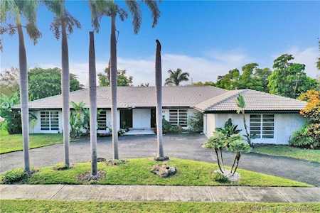 5421 N 36th Ct Hollywood, FL 33021
