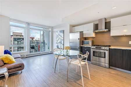 1775 Quebec Street #1408 Vancouver, BC V5T 0E3