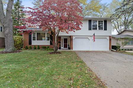 2027 Vermont St Rolling Meadows, IL 60008