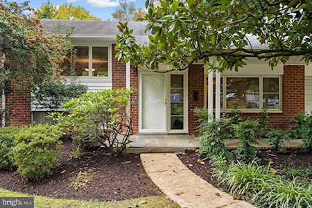 1804 Bushrod Rd Alexandria, VA 22308