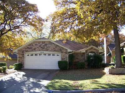 5512 Timber Green Drive Arlington, TX 76016