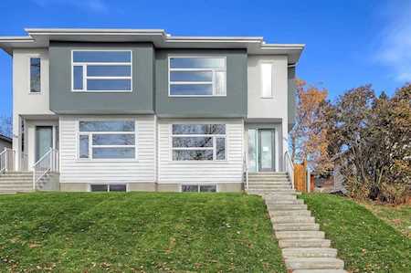 124 31 Ave NW Calgary, AB T2M 2N9