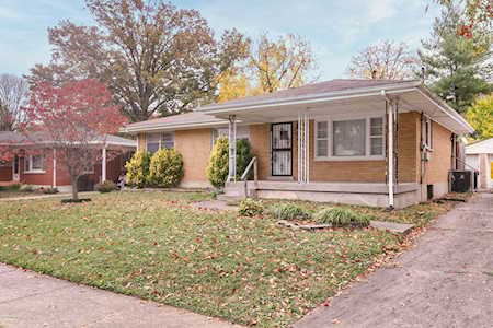 4321 Estate Dr Louisville, KY 40216