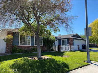 3221 Burton Ave Las Vegas, NV 89102