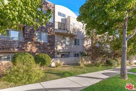 1212 Ocean Park Boulevard #15 Santa Monica, CA 90405