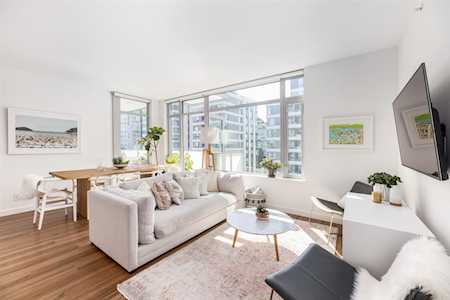 1661 Quebec Street #709 Vancouver, BC V6A 0H2