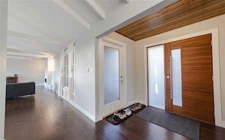 4626 Woodgreen Drive West Vancouver, BC V7S 2V2