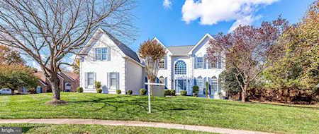 1701 Raleigh Hill Rd Vienna, VA 22182