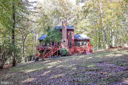 12019 Parkriver Dr Manassas, VA 20112