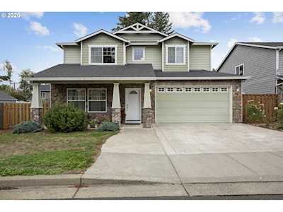 17415 SE Harrison Ct Portland, OR 97233