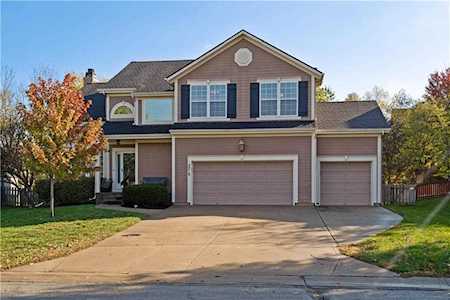5219 Chouteau St Shawnee, KS 66226