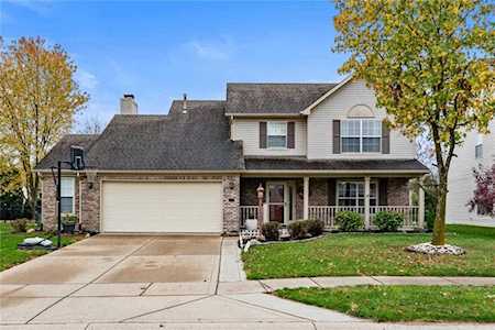 1465 Willshire Drive Greenwood, IN 46143
