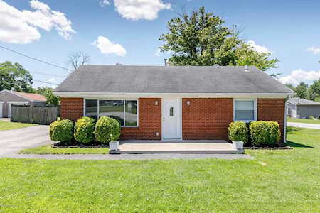 6008 Lower Hunters Trace Louisville, KY 40258