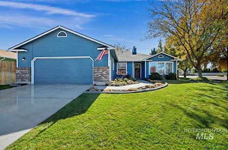 2365 W Rainwater Ct Meridian, ID 83646