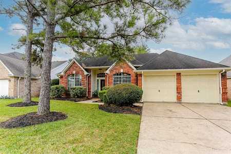 314 Knoll Forest Dr Sugar Land, TX 77479
