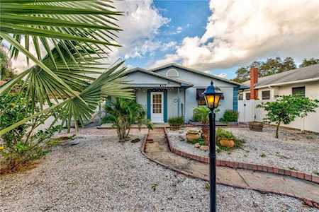 4517 40th Ave N St Petersburg, FL 33714