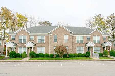 6017 Wooded Creek Dr #102 Louisville, KY 40291