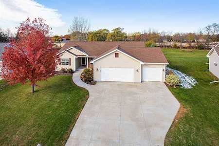 W6471 Cherrybark Circle Menasha, WI 54952