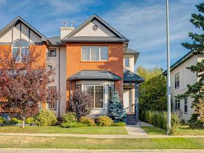 2218 5 Ave NW Calgary, AB T2N 0S7