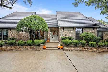 923 Wellington Drive Duncanville, TX 75137