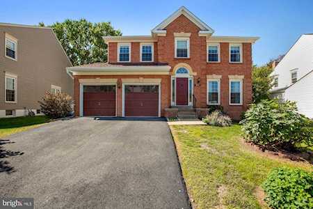 3614 Beech Down Dr Chantilly, VA 20151