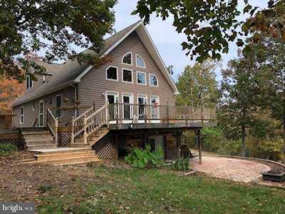 330 Roys Ln Hedgesville, WV 25427