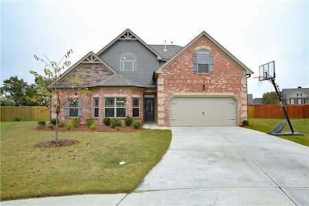 1001 Autumn Dr Loganville, GA 30052