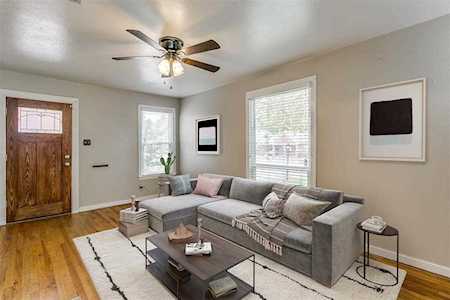 3233 8th Avenue Fort Worth, TX 76110