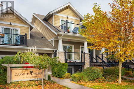 2320 Oakville Sidney, BC V8L0B5