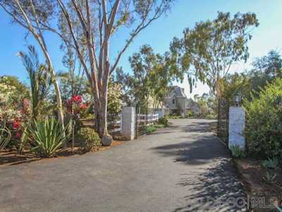 16544 Franzen Farm Rd San Diego, CA 92127