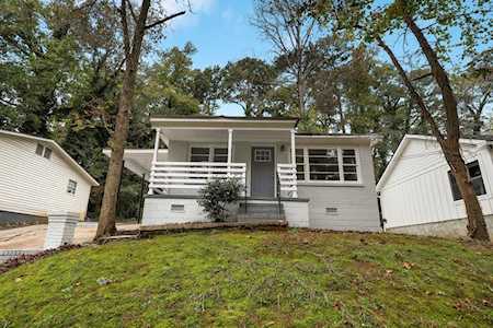1279 Graymont Dr Atlanta, GA 30310