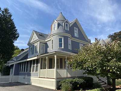 31 Brackett St Milton, MA 02186