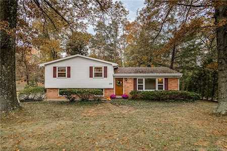 1228 Westwood Ln New Albany, IN 47150