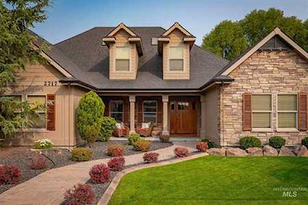2717 Willow Falls Avenue Caldwell, ID 83605