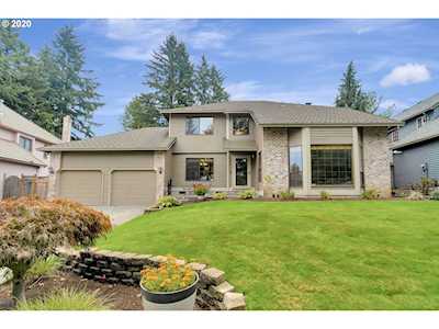 16636 NE San Rafael Dr Portland, OR 97230