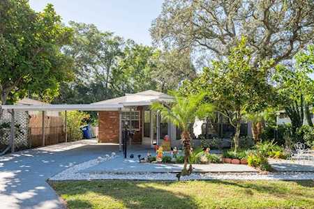2924 W Tyson Ave Tampa, FL 33611