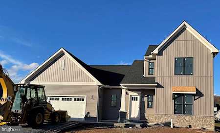 106 Lake View Rd #38 Ephrata, PA 17522