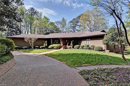 1 Merry Circle Newport News, VA 23606