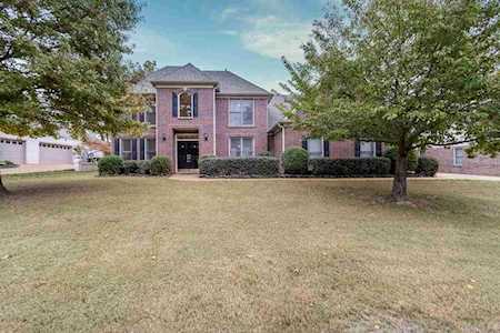 10632 Midnight Sun Dr Collierville, TN 38017