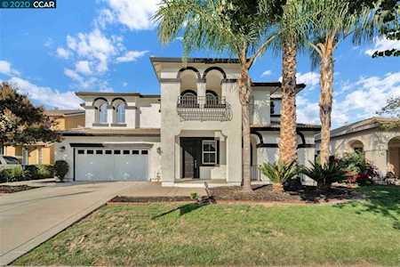 1353 Sciortino Ct Brentwood, CA 94513