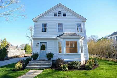 67 Pleasant St Marion, MA 02738