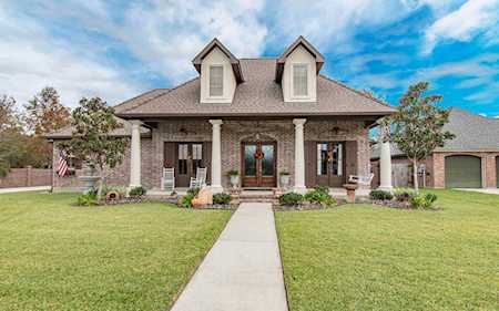 101 Lefleur Circle Lafayette, LA 70503