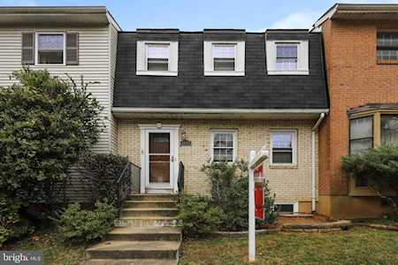 3092 White Birch Ct Fairfax, VA 22031