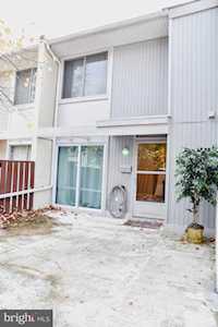 2424 Southgate Square Reston, VA 20191